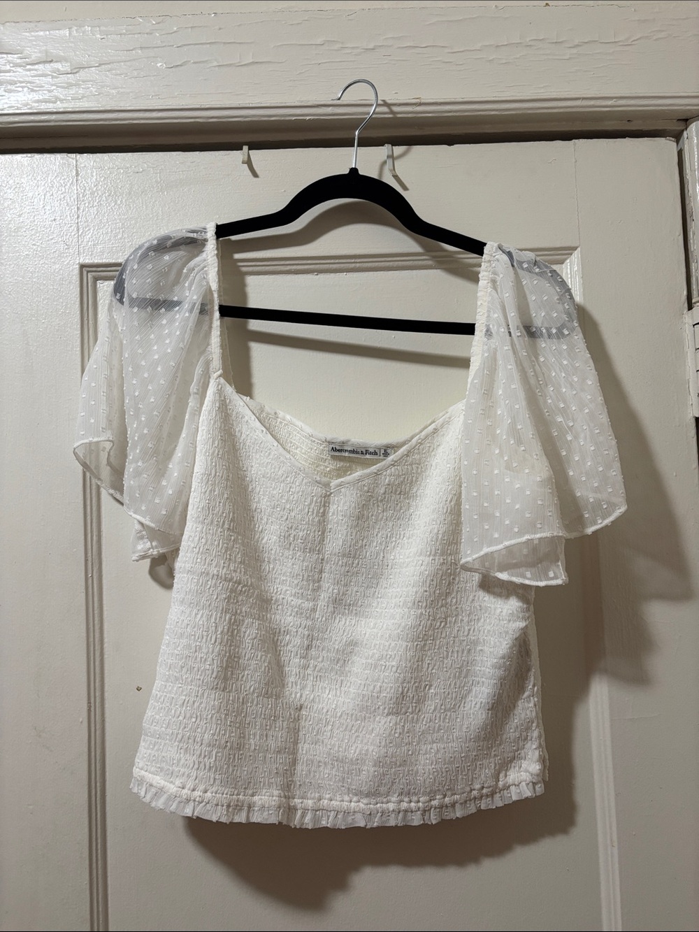 Abercrombie & Fitch White Textured Puff Sleeve Crop Top